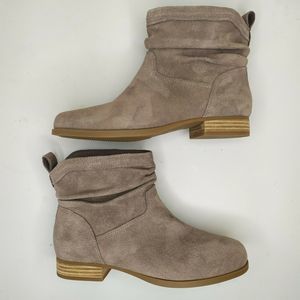 Koolaburra by UGG SuedemBoots,  Size 6.5,